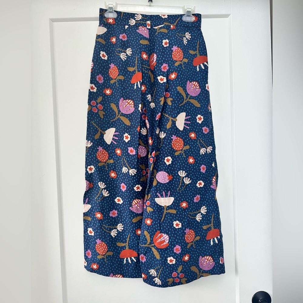 Wide leg Patterned Pants